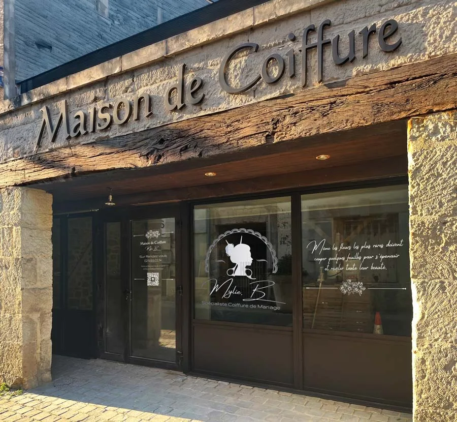 Façade-Maison-de-la-Coiffure